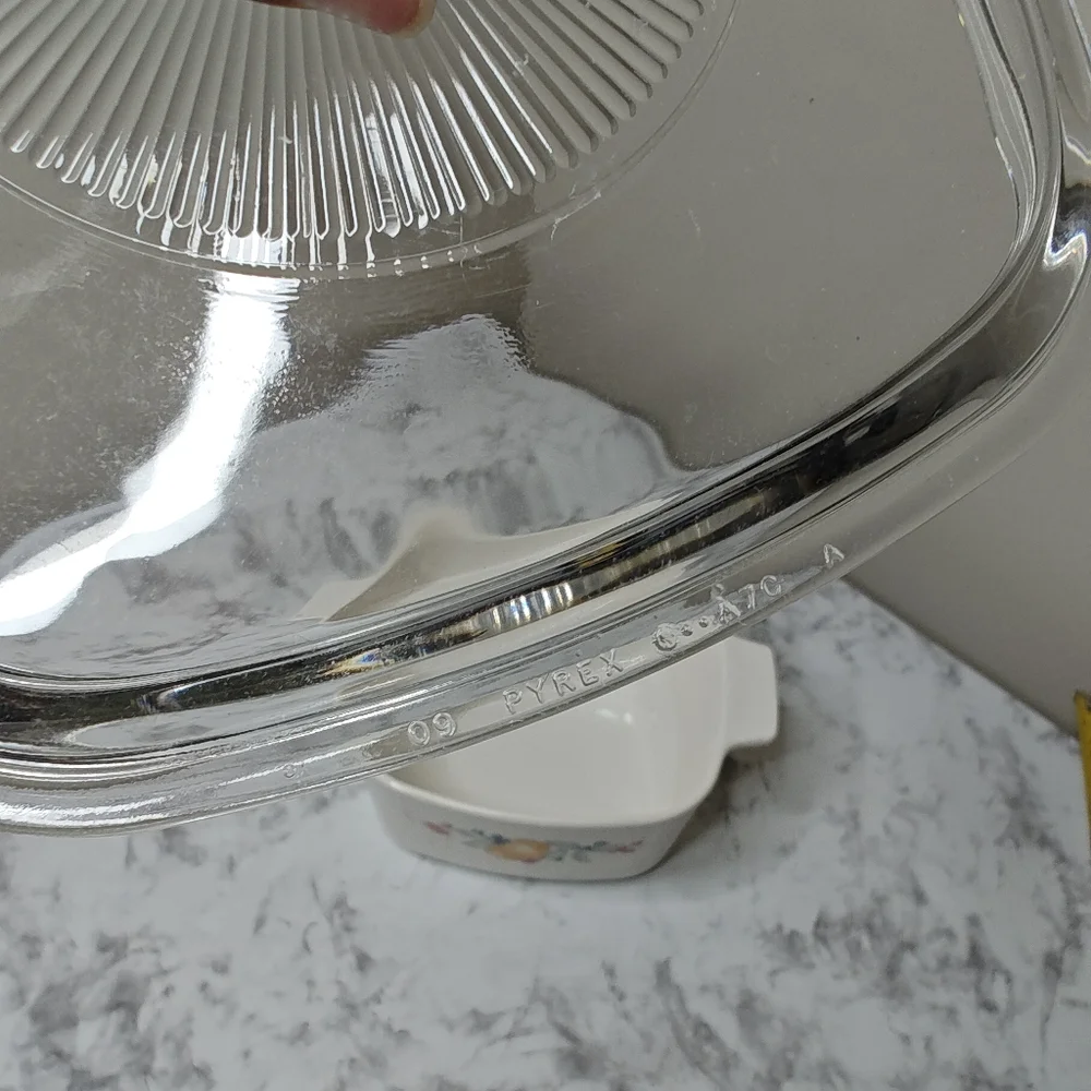 Vintage Pyrex Glass Lid White Casserole Dish Fruit Design